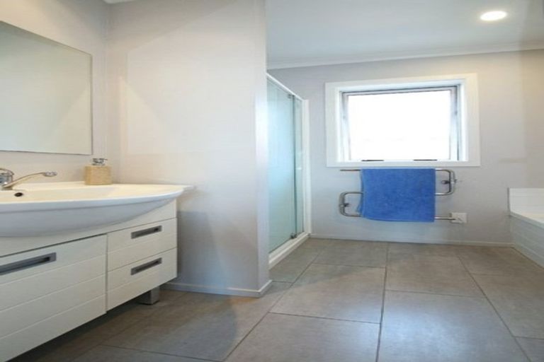 Photo of property in 3 Queens Park Crescent, Frankton, Hamilton, 3204