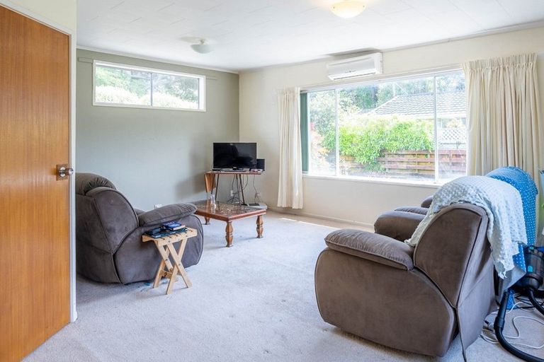Photo of property in 33 Tui Road, Raumati Beach, Paraparaumu, 5032