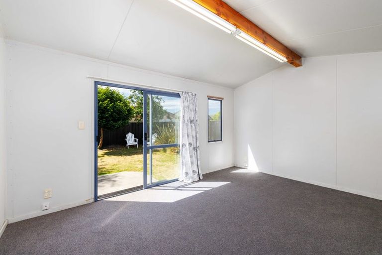 Photo of property in 146 Burwood Road, Burwood, Christchurch, 8083