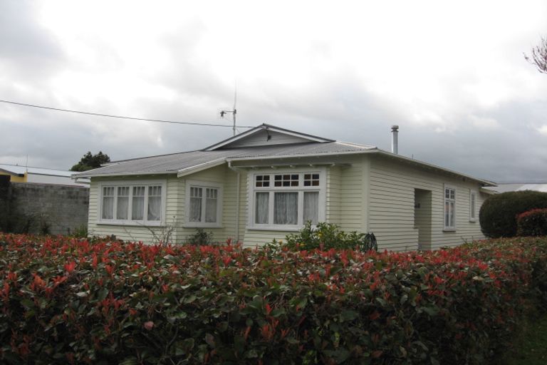 Photo of property in 24 Cambridge Street, Levin, 5510