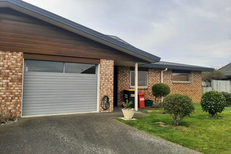 Photo of property in 83 Langdale Avenue, Paraparaumu, 5032
