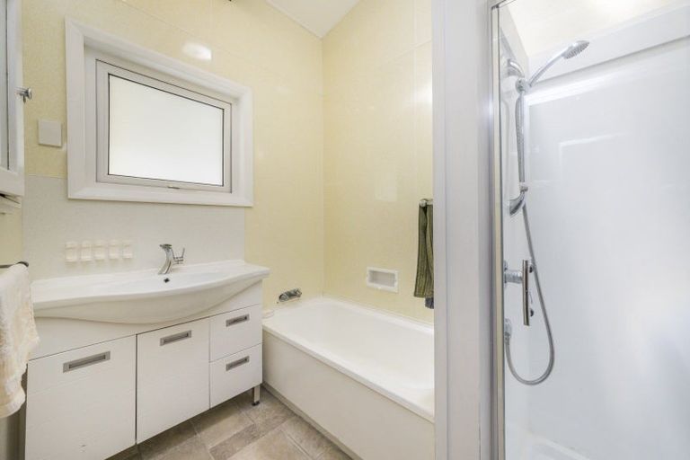 Photo of property in 41 Churchill Avenue, Hokowhitu, Palmerston North, 4410