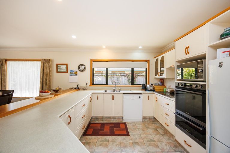 Photo of property in 18 Airport Drive, Milson, Palmerston North, 4414