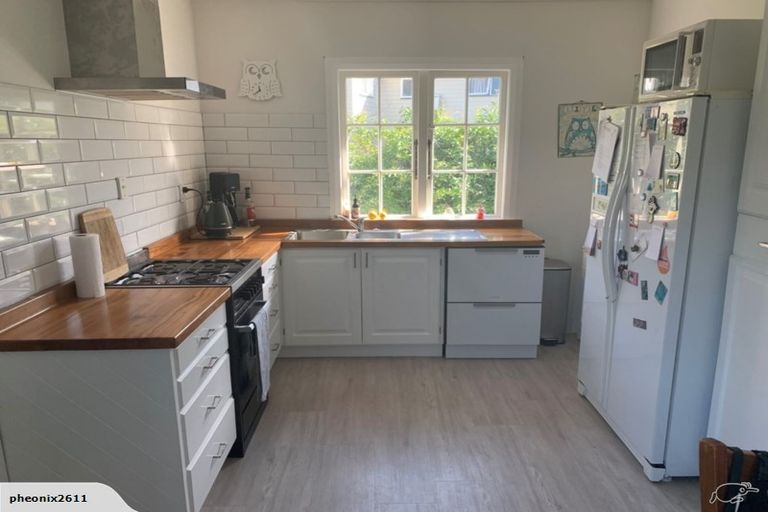 Photo of property in 16 York Street, Queenstown, 9300