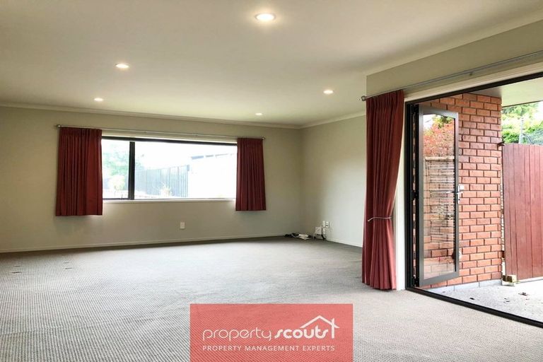 Photo of property in 33a Lismore Street, Strandon, New Plymouth, 4312