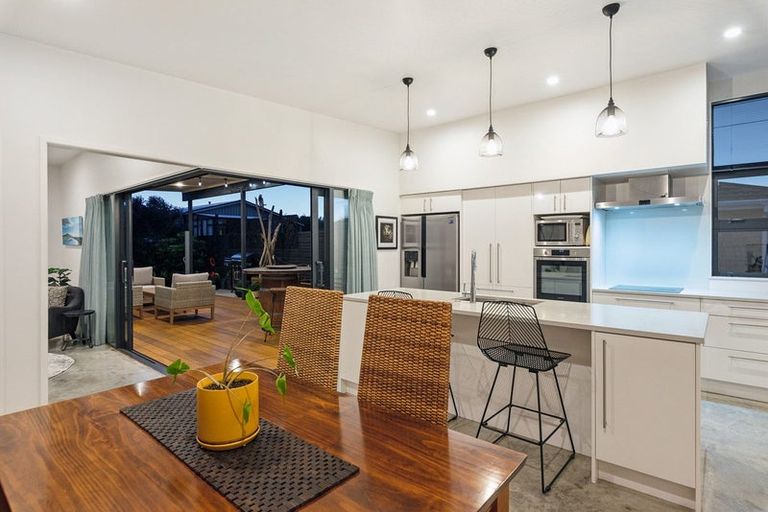 Photo of property in 12a Mahana Road, Paraparaumu Beach, Paraparaumu, 5032