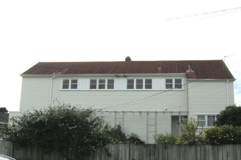 Photo of property in 45 Athlone Crescent, Avalon, Lower Hutt, 5011