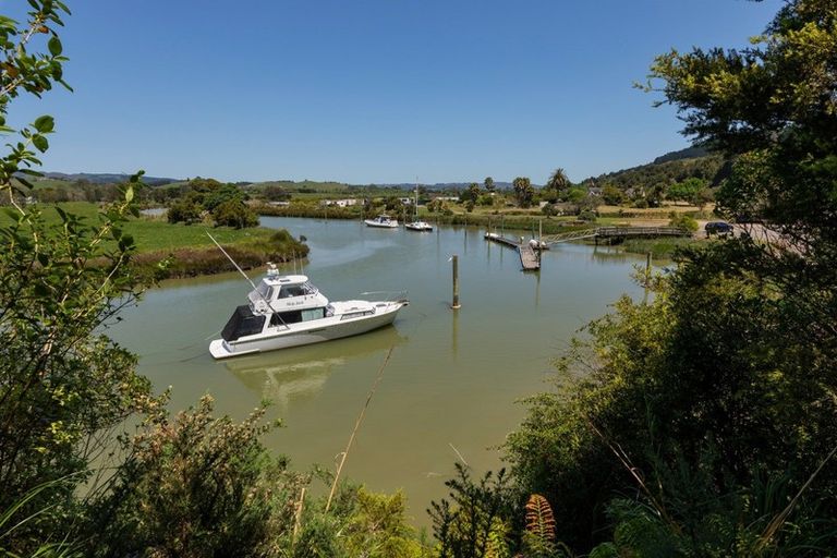 Photo of property in 291 North Road, Clevedon, Papakura, 2582