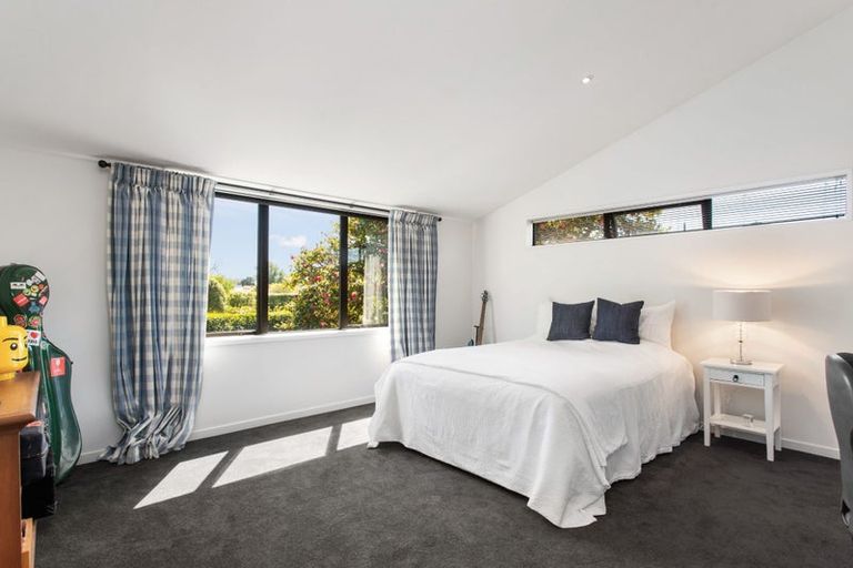 Photo of property in 77 Puriri Street, Riccarton, Christchurch, 8041