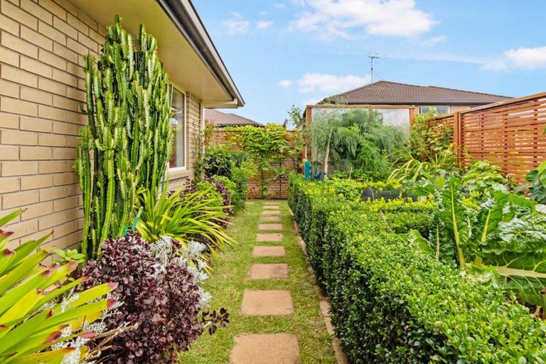 Photo of property in 27 Malta Crescent, Katikati, 3129