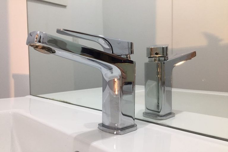 Photo of property in 72 Alexander Street, Cockle Bay, Auckland, 2014