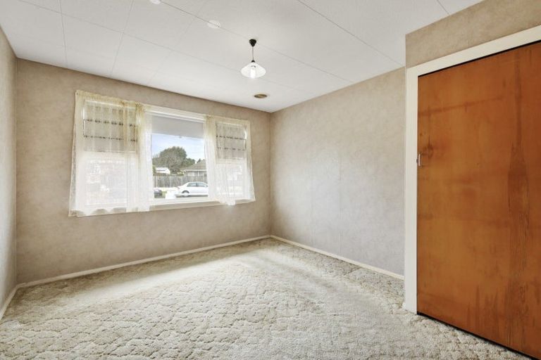 Photo of property in 3 Huron Street, Wainoni, Christchurch, 8061