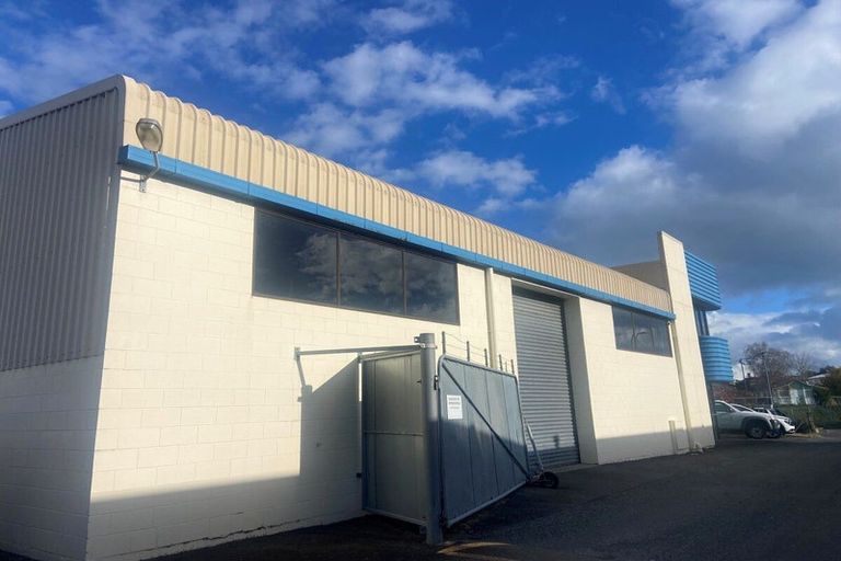 Photo of property in 25a Devon Road, Bucklands Beach, Auckland, 2012