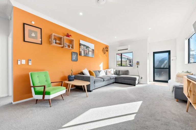 Photo of property in 2/402 Cambridge Terrace, Naenae, Lower Hutt, 5011
