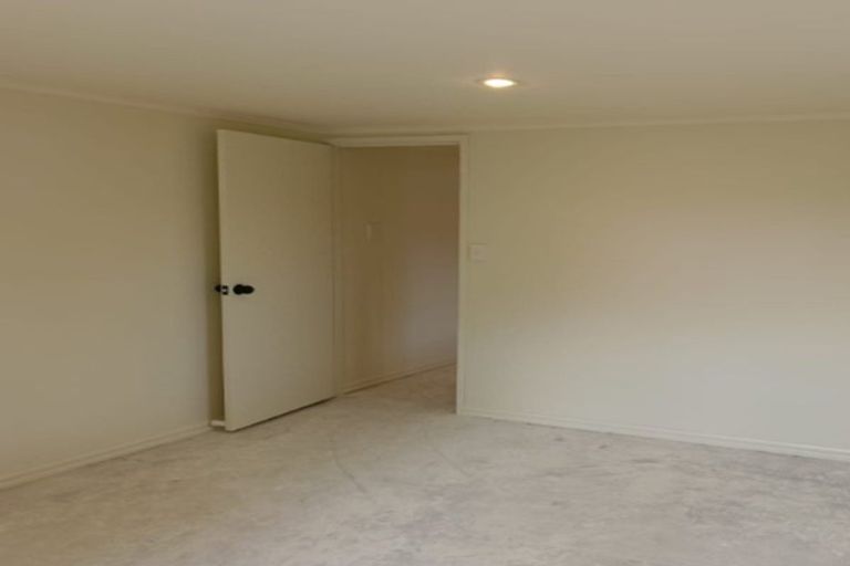 Photo of property in 27 Burndale Terrace, Manurewa, Auckland, 2102
