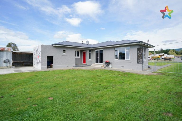 Photo of property in 56 Queen Street, Otautau, 9610