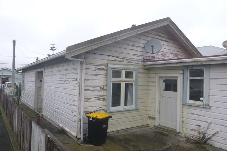 Photo of property in 64 Ross Street, Kilbirnie, Wellington, 6022