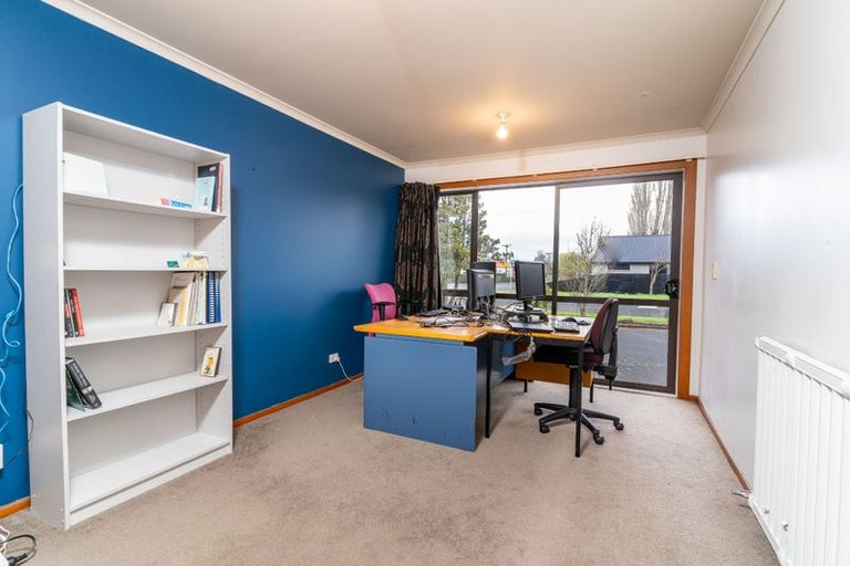 Photo of property in 21 Dryden Street, Milton, 9220