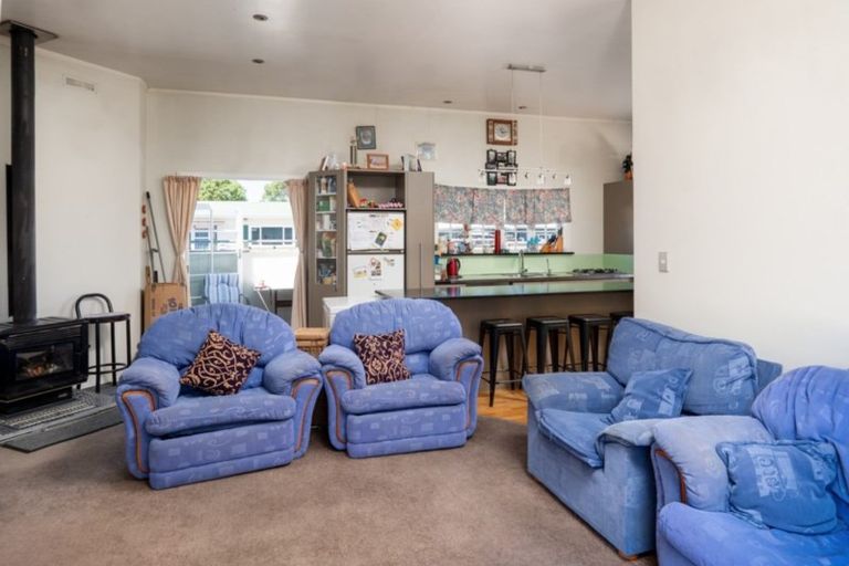 Photo of property in 34 Ormond Road, Whataupoko, Gisborne, 4010