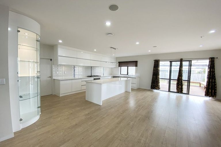Photo of property in 41 Castlebane Drive, Flat Bush, Auckland, 2019