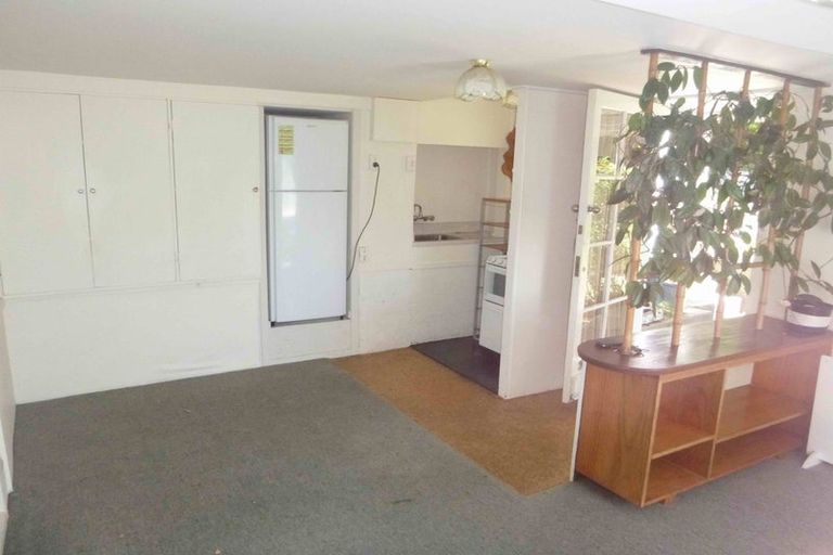 Photo of property in 29 Highbury Road, Highbury, Wellington, 6012