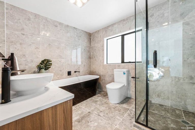 Photo of property in 32 Koromeke Street, Flat Bush, Auckland, 2019