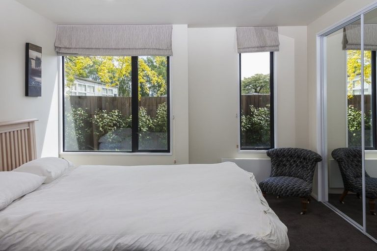 Photo of property in 42a Chateau Drive, Burnside, Christchurch, 8053