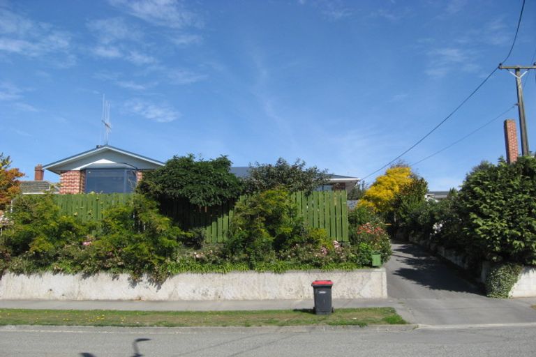 Photo of property in 6 Eversley Street, Waimataitai, Timaru, 7910