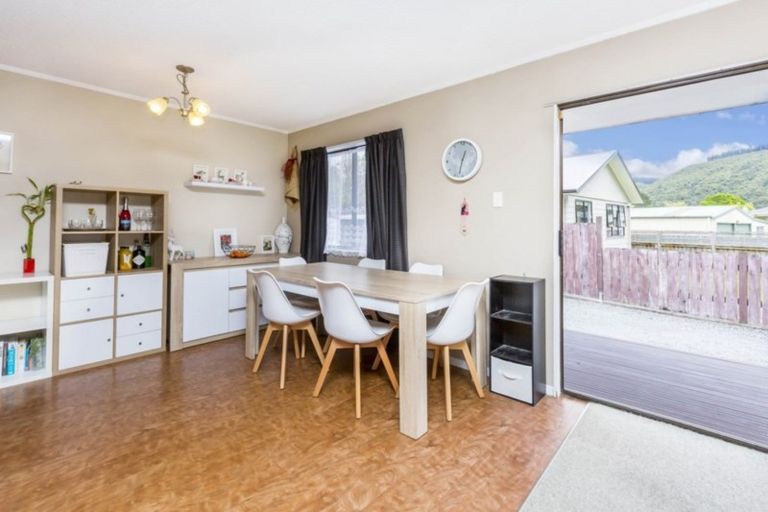 Photo of property in 86 Gillespies Road, Birchville, Upper Hutt, 5018