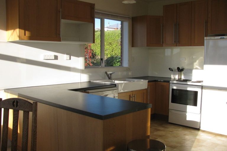 Photo of property in 50 Middleton Road, Kew, Dunedin, 9012