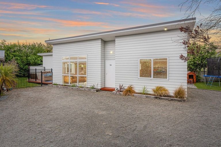 Photo of property in 5a Sharda Grove, Paraparaumu Beach, Paraparaumu, 5032