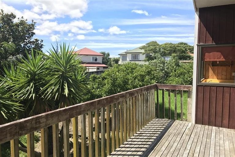 Photo of property in 6 Hilltop Road, Clover Park, Auckland, 2019