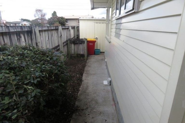 Photo of property in 4 Larnach Street, St Andrews, Hamilton, 3200