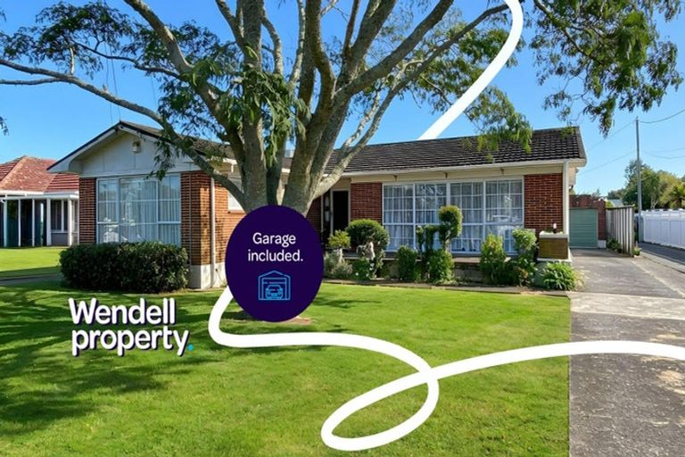 Photo of property in 24 Buckingham Crescent, Manukau, Auckland, 2025