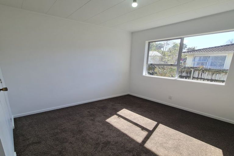 Photo of property in 2/54 Ambler Avenue, Glen Eden, Auckland, 0602