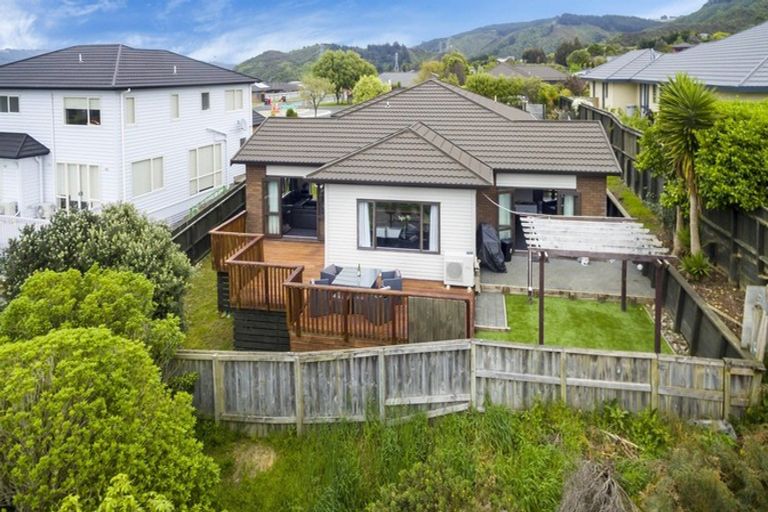 Photo of property in 131 Kirton Drive, Riverstone Terraces, Upper Hutt, 5018