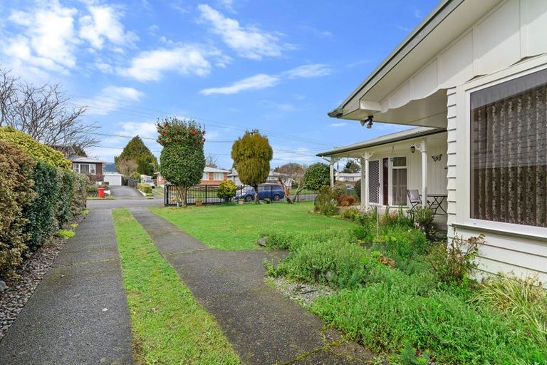 Photo of property in 11 Green Avenue, Levin, 5510