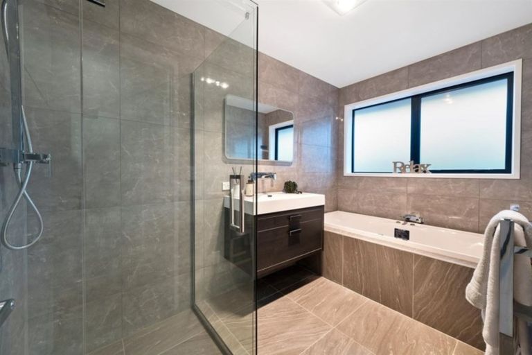 Photo of property in 31 Bronco Drive, Aidanfield, Christchurch, 8025