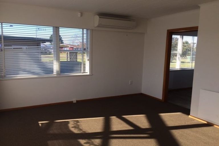 Photo of property in 23 Norwich Crescent, Tamatea, Napier, 4112