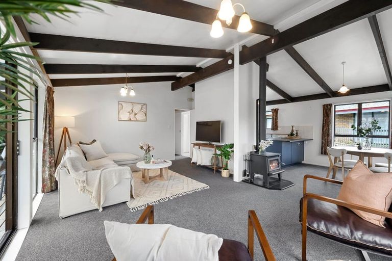 Photo of property in 105 Poplar Grove, Whalers Gate, New Plymouth, 4310