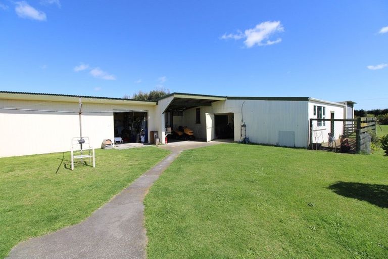 Photo of property in 212 Motuiti Road, Foxton, 4891