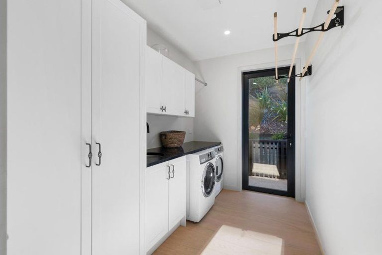 Photo of property in 9 Arran Lane, Jacks Point, Queenstown, 9371