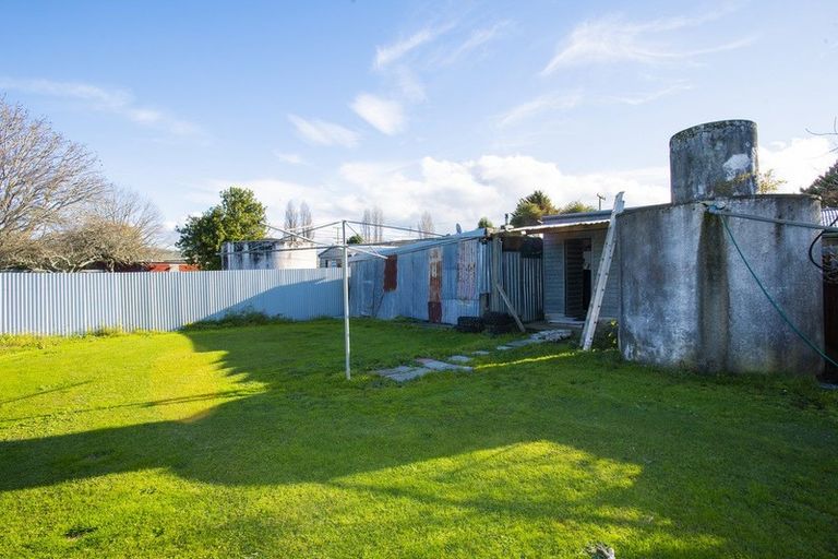 Photo of property in 10 Kipling Road, Te Karaka, 4022