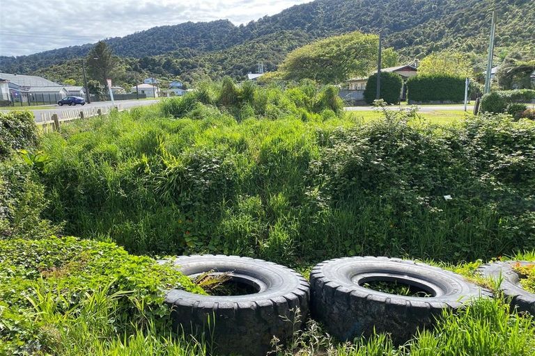 Photo of property in 9 Newcastle Street, Cobden, Greymouth, 7802