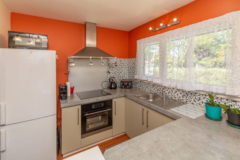 Photo of property in 63 Lochee Road, Upper Riccarton, Christchurch, 8041