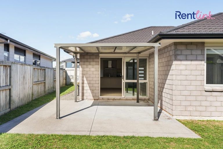 Photo of property in 114 Penetaka Heights, Pyes Pa, Tauranga, 3112