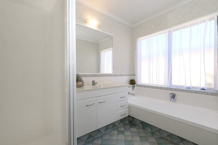 Photo of property in 6 Donnington Place, Bethlehem, Tauranga, 3110