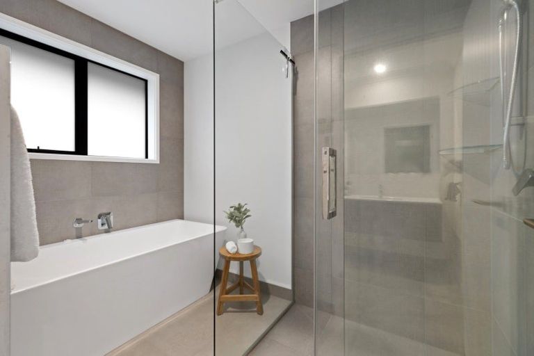 Photo of property in 160 Lakes Boulevard, Pyes Pa, Tauranga, 3112