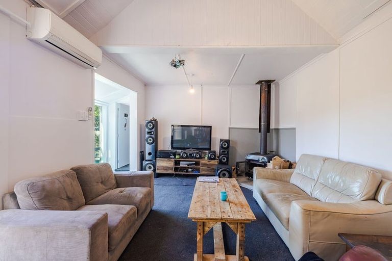 Photo of property in 143 Queen Street, North Dunedin, Dunedin, 9016