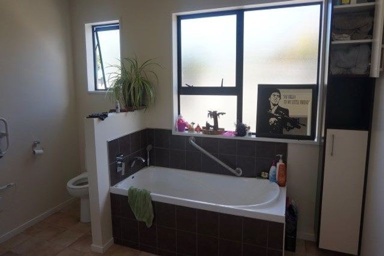 Photo of property in 1/148 Hawthornden Road, Avonhead, Christchurch, 8042